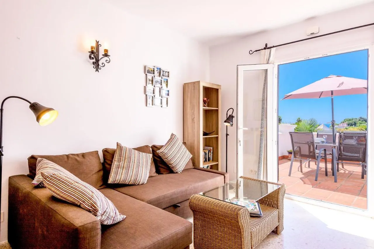 Las Palmas 17B Oasis Properties Nerja