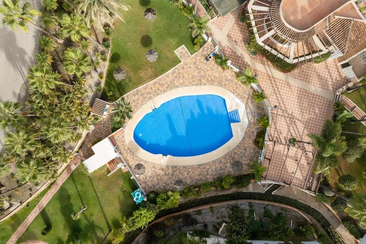 Las Palmas 17B Oasis Properties Nerja Apartment