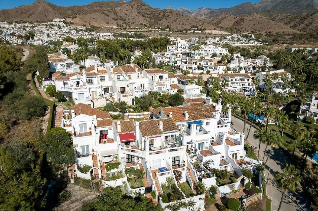Апартаменты Las Palmas 17B Oasis Properties Нерха